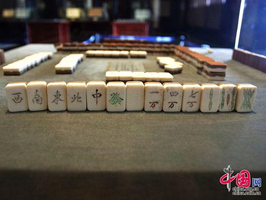麻將的一種和法，由東西南北、147、258、369組成，相信現(xiàn)在麻友很少了解吧。李中華攝影