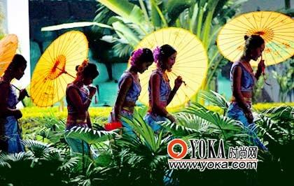 作為古代傣族王朝的所在地，瑞麗充滿了濃郁的傣族風(fēng)情。