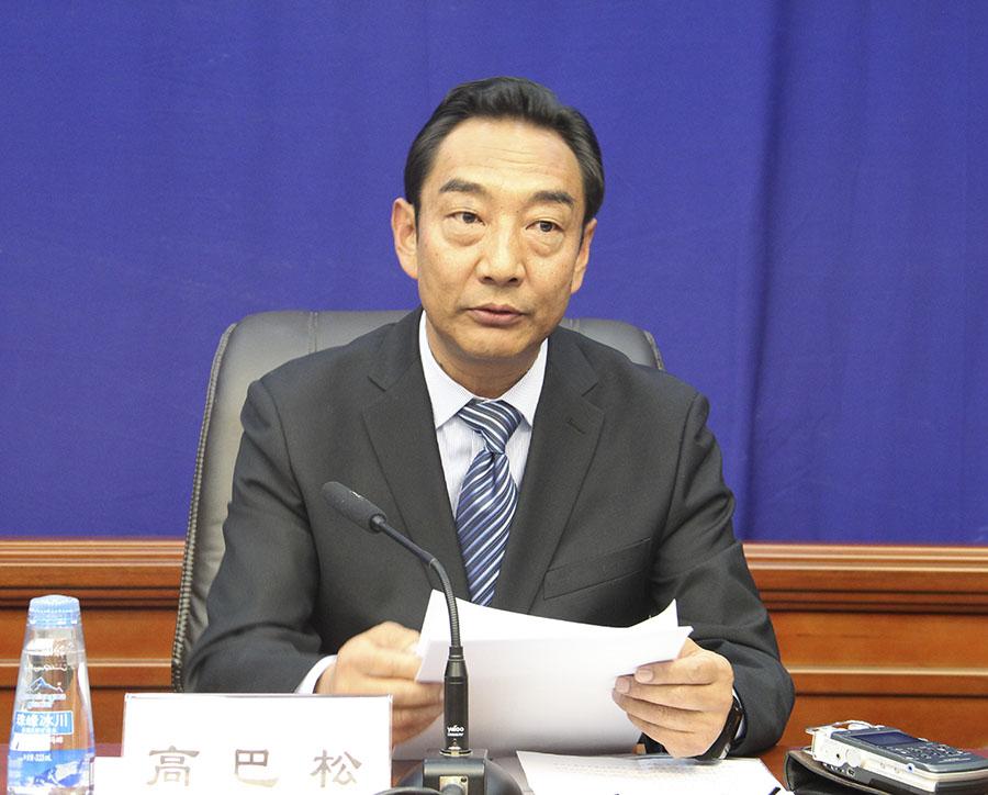 高巴松 區(qū)農(nóng)牧廳黨組書記、副廳長(zhǎng).jpg