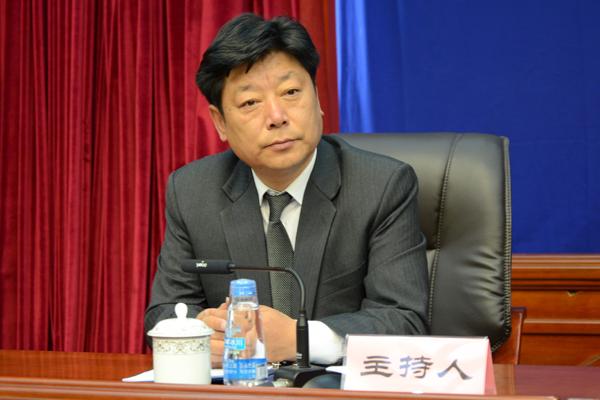主持人：晉美旺措 區(qū)黨委宣傳部副部長(zhǎng)、外宣辦（政府新聞辦）主任.jpg