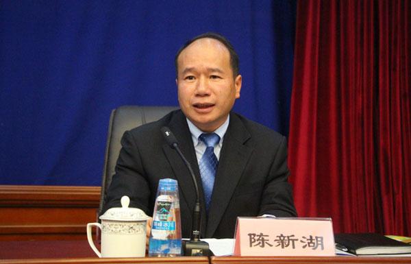 新聞發(fā)言人：西藏自治區(qū)國土資源廳副廳長、區(qū)測繪局局長陳新湖.jpg