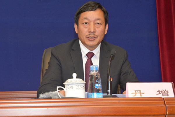 新聞發(fā)言人：日喀則市扶貧辦黨組書記、市脫貧攻堅(jiān)指揮部辦公室副主任 丹增.jpg