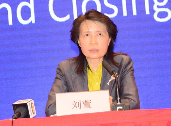 新聞發(fā)言人：西藏自治區(qū)政府副秘書長、第十六屆中國西藏—尼泊爾經(jīng)貿(mào)洽談會協(xié)調(diào)領(lǐng)導(dǎo)小組副組長 劉萱.jpg