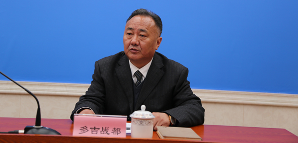 西藏自治區(qū)統(tǒng)計(jì)局黨組成員、副局長(zhǎng) 多吉戰(zhàn)都.jpg