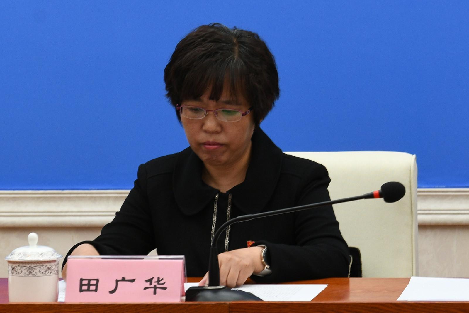 發(fā)言人：自治區(qū)發(fā)改委黨組成員、副主任.jpg