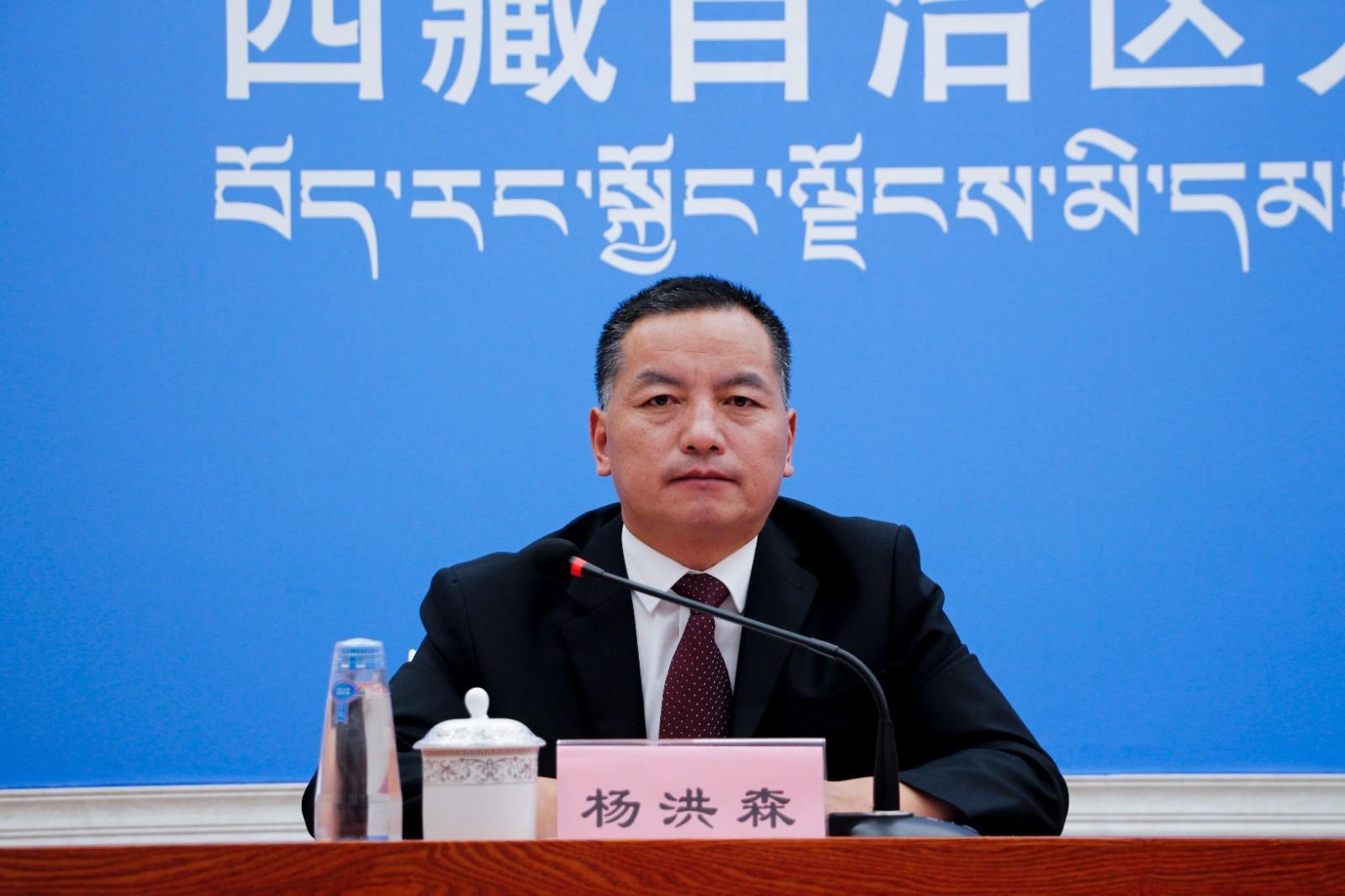 主持人：西藏自治區(qū)黨委宣傳部對(duì)外傳播處處長楊洪森.JPG