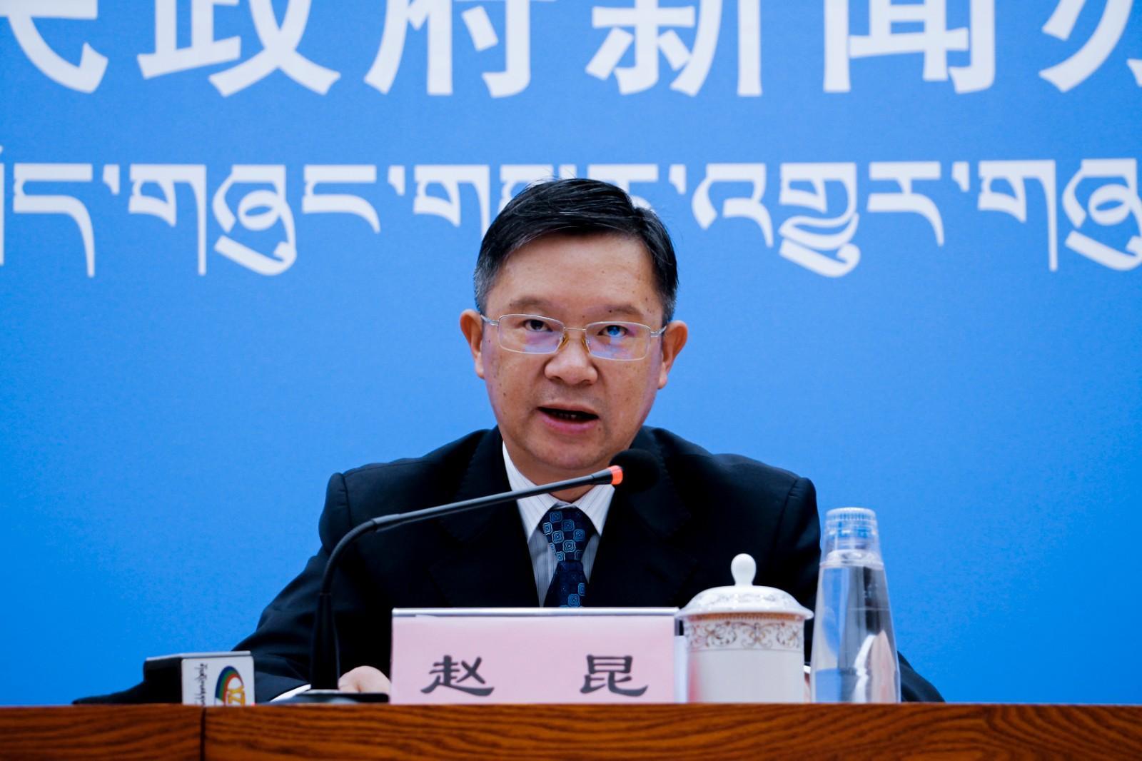 新聞發(fā)言人：西藏自治區(qū)生態(tài)環(huán)境廳黨組成員、副廳長(zhǎng)趙昆.JPG