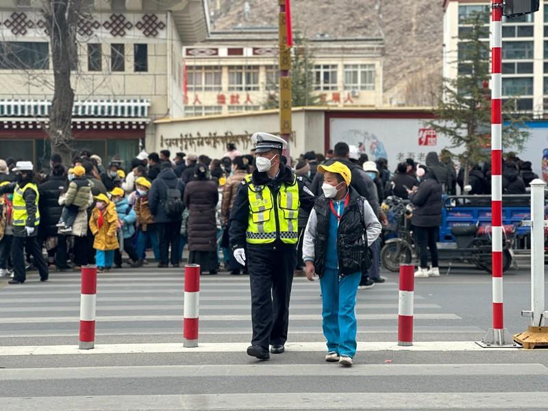 （已編 有時效 用圖片）站好“護學崗” (4660183)-20230319084252.jpg